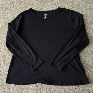 St. John's Bay Black Long Sleeve Women's Tee